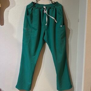 Figs Men’s XL Tall scrub bottoms green excellent condition.